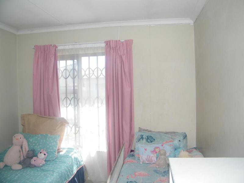 3 Bedroom Property for Sale in Eldorette Gauteng