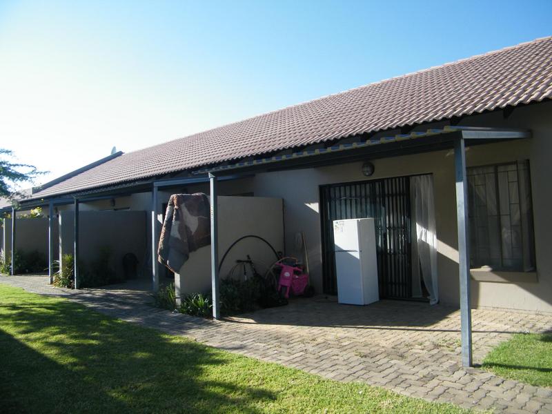 2 Bedroom Property for Sale in Heatherdale AH Gauteng