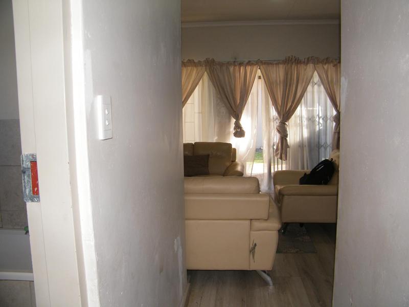 2 Bedroom Property for Sale in Heatherdale AH Gauteng