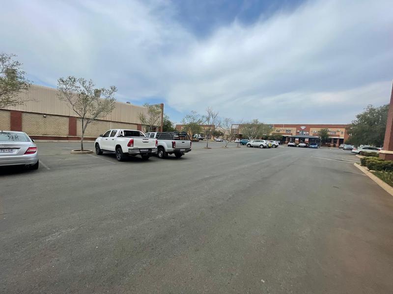 To Let commercial Property for Rent in Rooihuiskraal Gauteng
