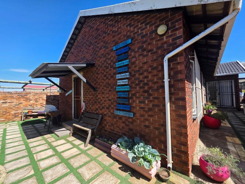2 Bedroom Property for Sale in Krugersdorp North Gauteng