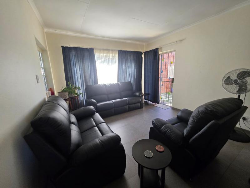 2 Bedroom Property for Sale in Krugersdorp North Gauteng