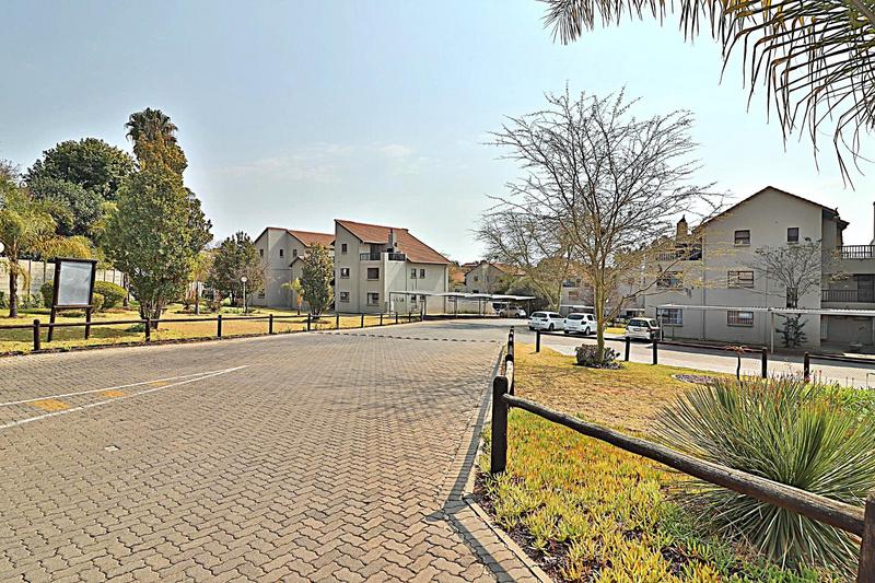 2 Bedroom Property for Sale in Paulshof Gauteng