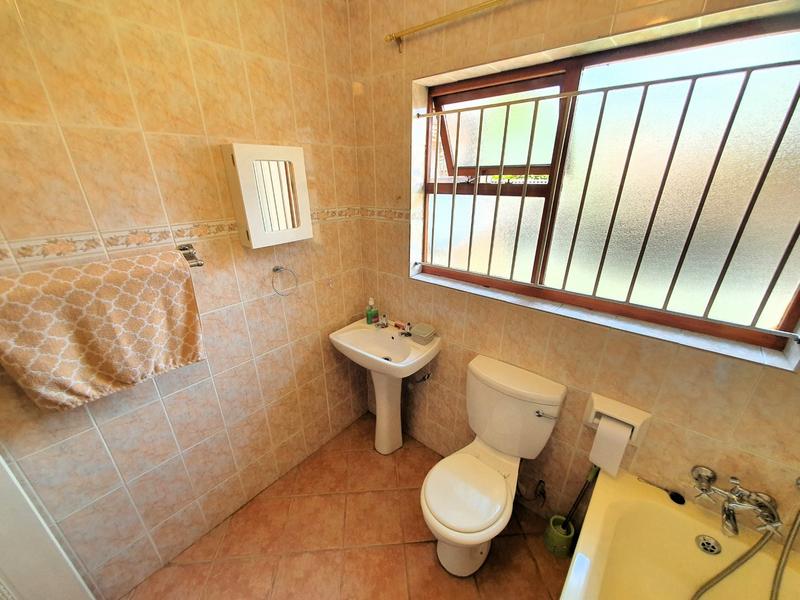 2 Bedroom Property for Sale in Montana Park Gauteng