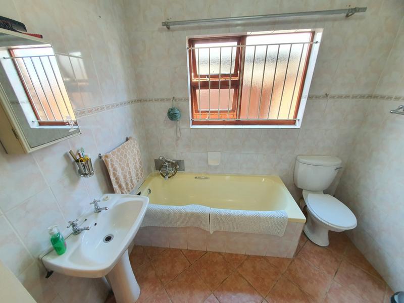 2 Bedroom Property for Sale in Montana Park Gauteng