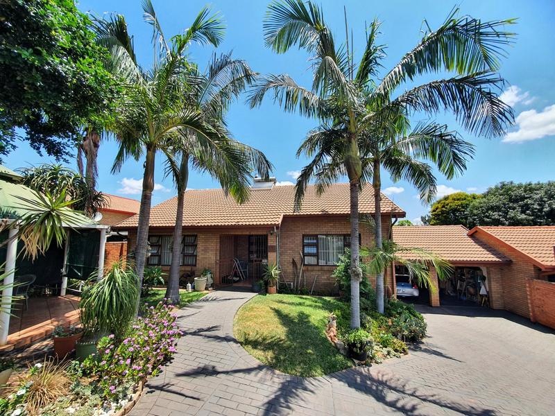 2 Bedroom Property for Sale in Montana Park Gauteng