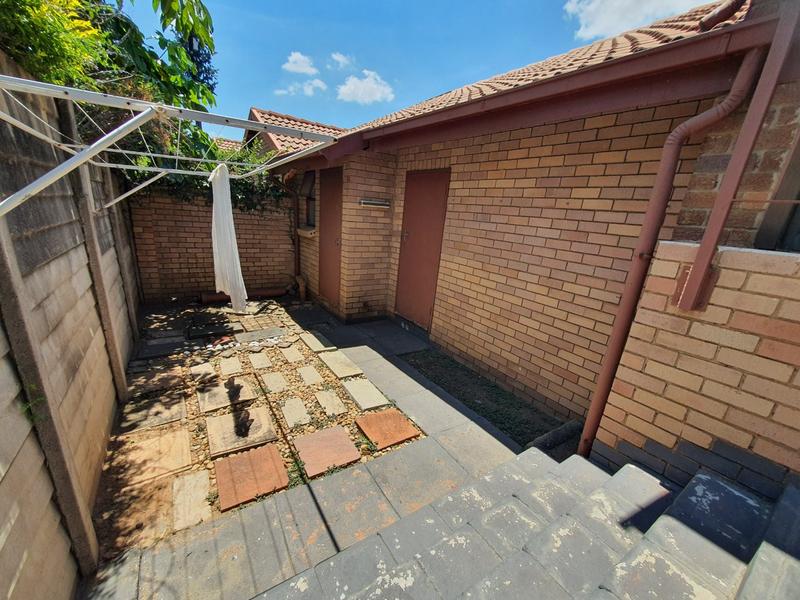 2 Bedroom Property for Sale in Montana Park Gauteng