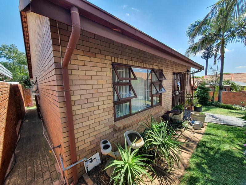 2 Bedroom Property for Sale in Montana Park Gauteng