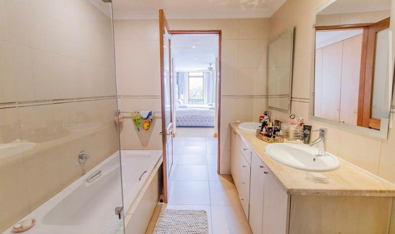 2 Bedroom Property for Sale in Bedfordview Gauteng