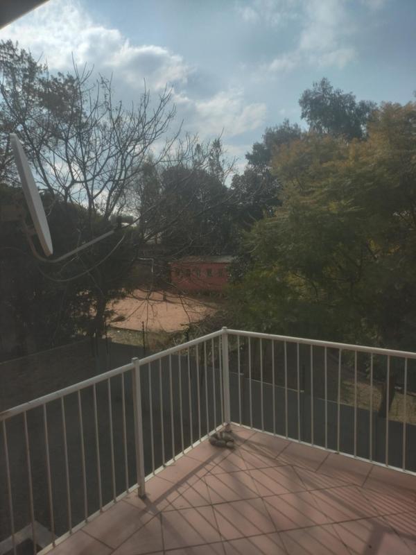 2 Bedroom Property for Sale in Groblerpark Gauteng