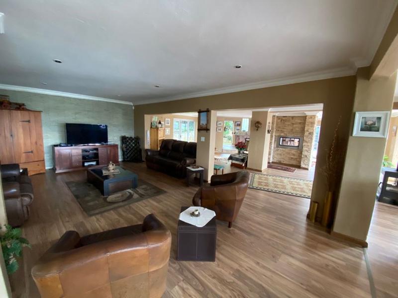 4 Bedroom Property for Sale in Waterkloof Ridge Gauteng