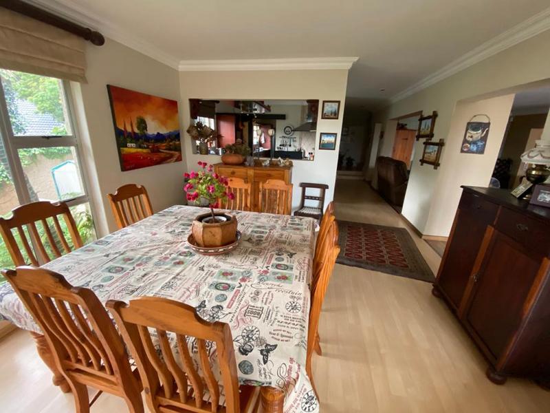 4 Bedroom Property for Sale in Waterkloof Ridge Gauteng