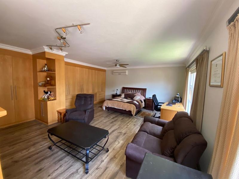 4 Bedroom Property for Sale in Waterkloof Ridge Gauteng