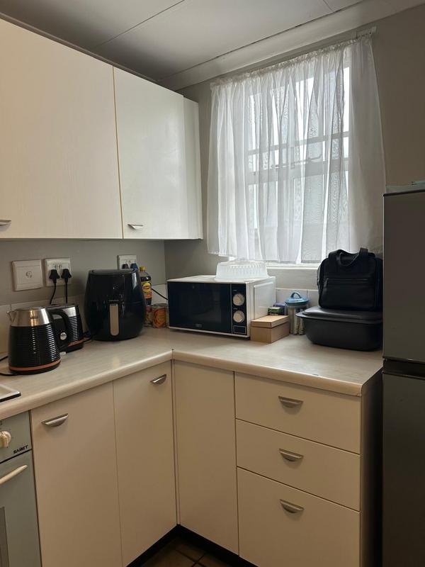 1 Bedroom Property for Sale in Houghton Gauteng