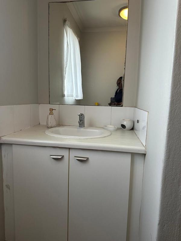 1 Bedroom Property for Sale in Houghton Gauteng