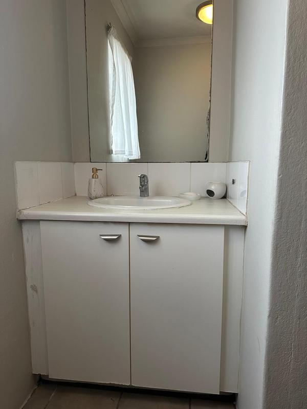 1 Bedroom Property for Sale in Houghton Gauteng