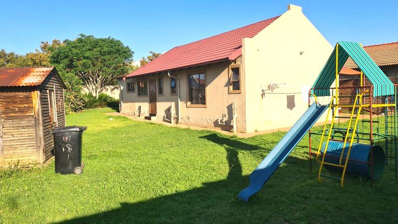 To Let 3 Bedroom Property for Rent in Noordwyk Gauteng