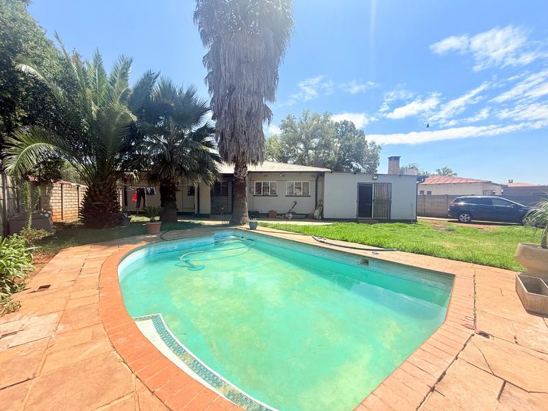 3 Bedroom Property for Sale in Vanderbijlpark CW 1 Gauteng
