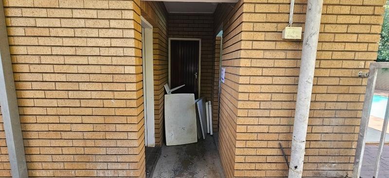 3 Bedroom Property for Sale in Three Rivers Proper Gauteng