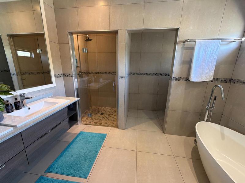 To Let 3 Bedroom Property for Rent in Bryanston Gauteng