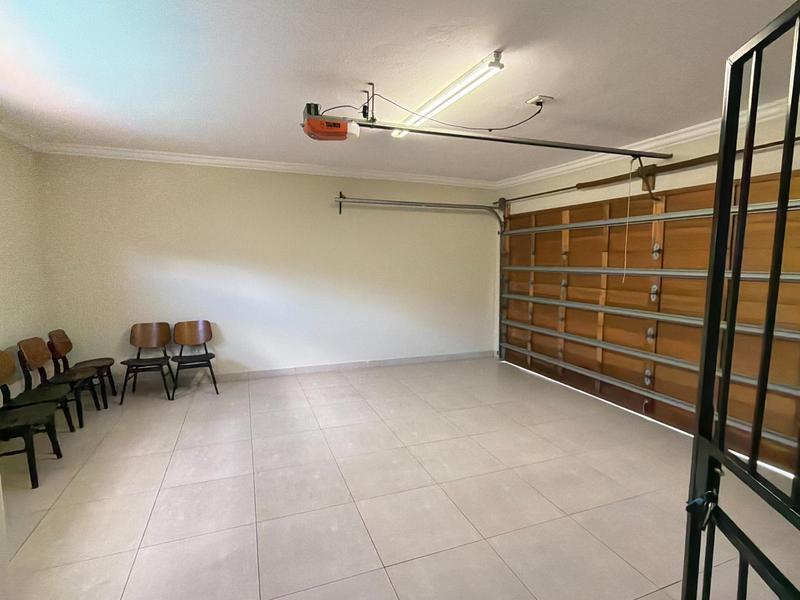 To Let 3 Bedroom Property for Rent in Bryanston Gauteng