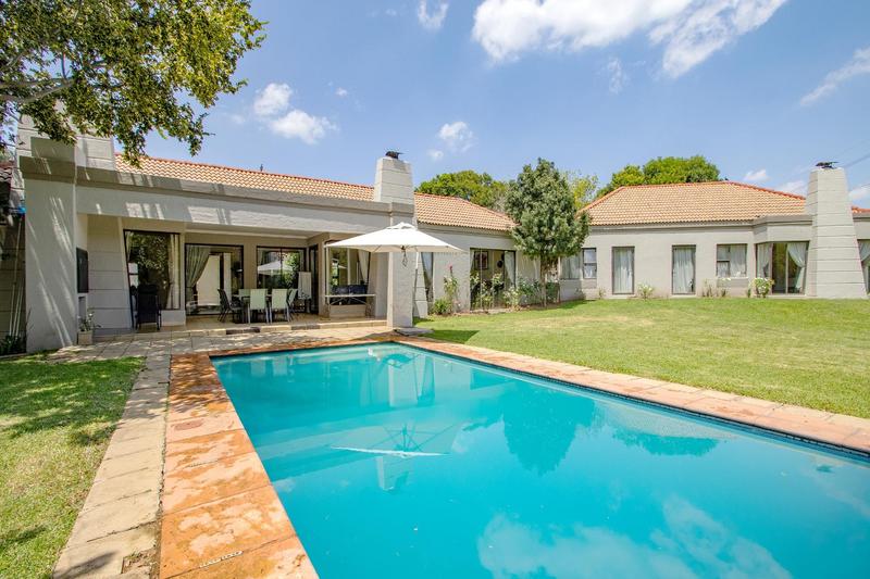 4 Bedroom Property for Sale in Blue Hills Country Estate Gauteng