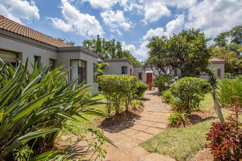 4 Bedroom Property for Sale in Blue Hills Country Estate Gauteng
