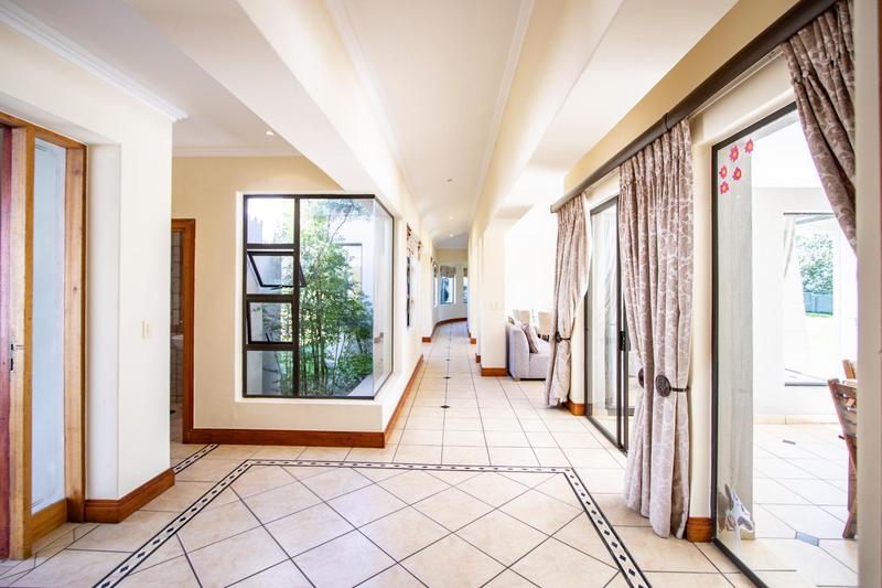 4 Bedroom Property for Sale in Blue Hills Country Estate Gauteng