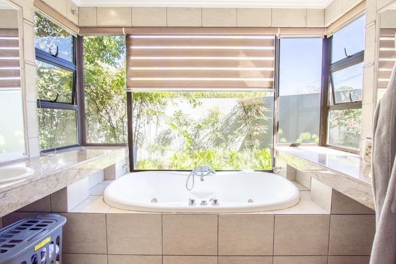 4 Bedroom Property for Sale in Blue Hills Country Estate Gauteng