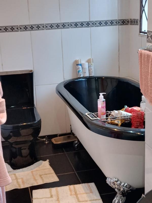 3 Bedroom Property for Sale in Mayberry Park Gauteng