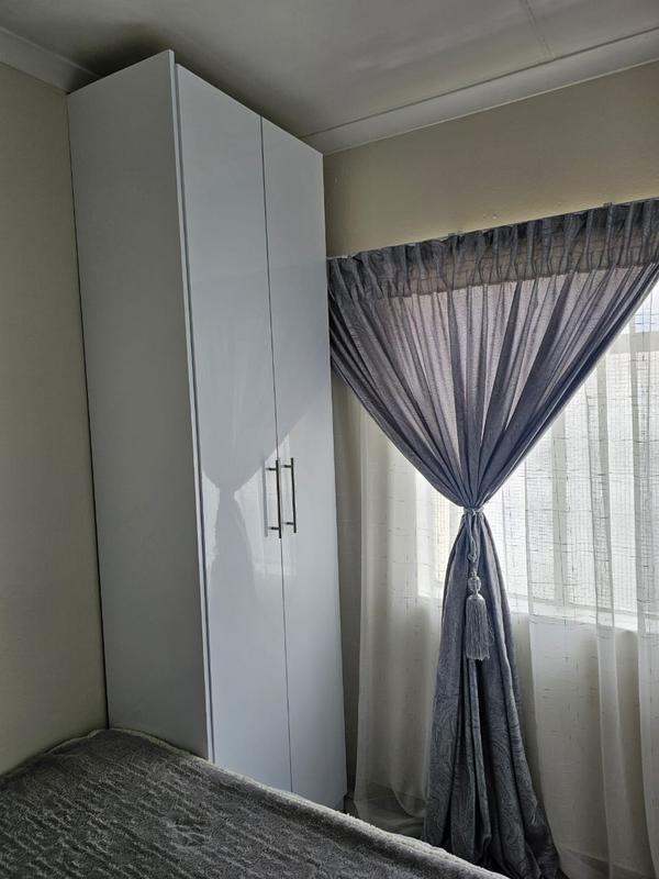 2 Bedroom Property for Sale in Fleurhof Gauteng