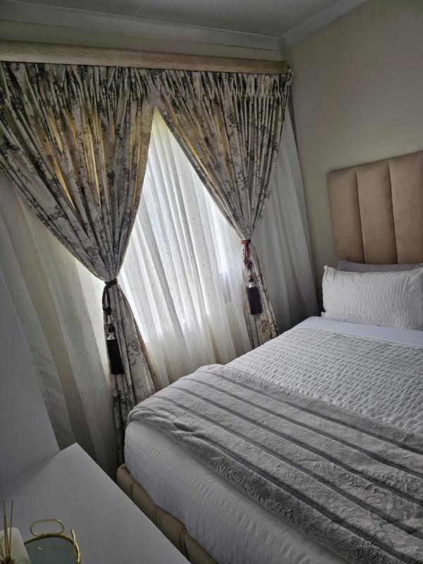 2 Bedroom Property for Sale in Fleurhof Gauteng