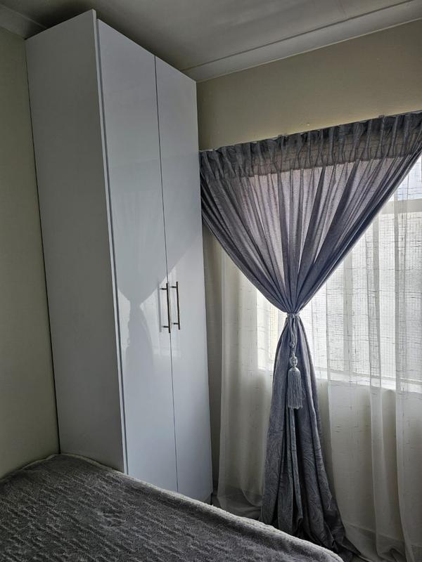 2 Bedroom Property for Sale in Fleurhof Gauteng