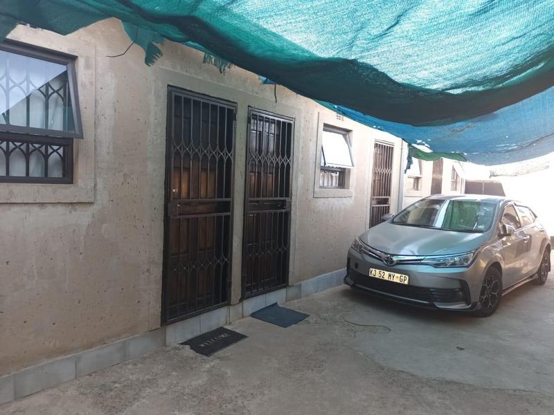 10 Bedroom Property for Sale in Orange Farm Gauteng