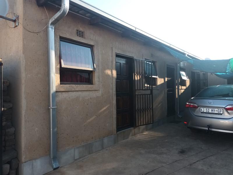 10 Bedroom Property for Sale in Orange Farm Gauteng