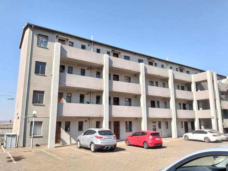 2 Bedroom Property for Sale in Jabulani Gauteng