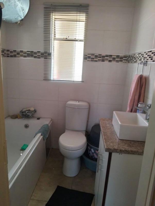 2 Bedroom Property for Sale in Jabulani Gauteng