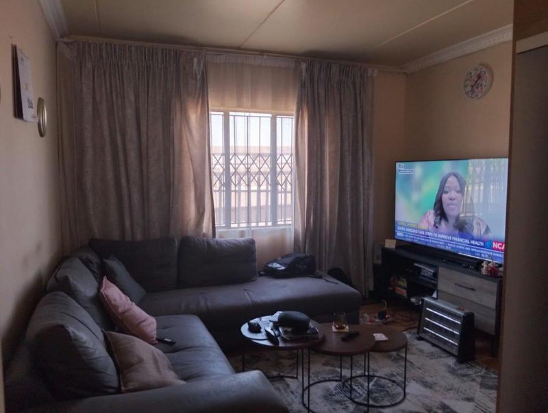 2 Bedroom Property for Sale in Jabulani Gauteng