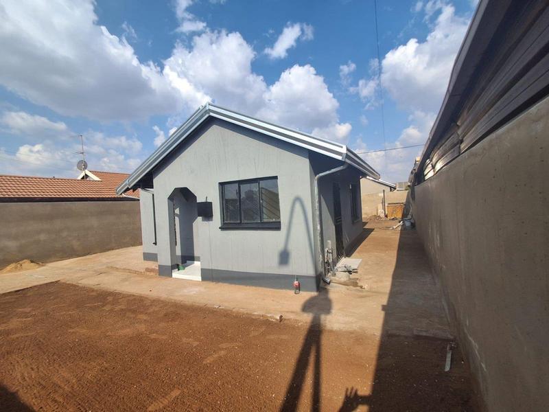 3 Bedroom Property for Sale in Protea Glen Gauteng