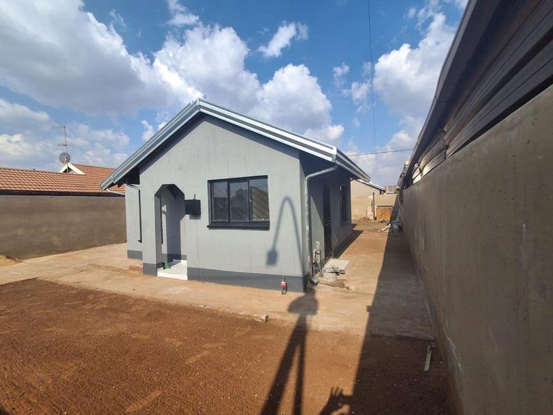 3 Bedroom Property for Sale in Protea Glen Gauteng