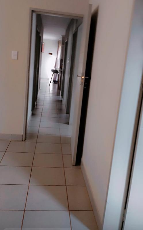 4 Bedroom Property for Sale in Protea Glen Gauteng