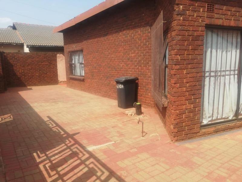 3 Bedroom Property for Sale in Dobsonville Gauteng