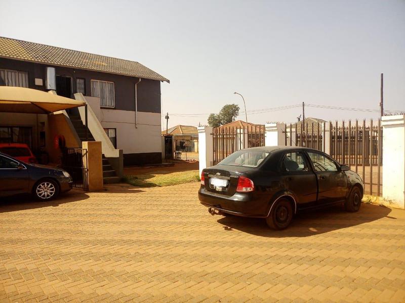 3 Bedroom Property for Sale in Protea Glen Gauteng