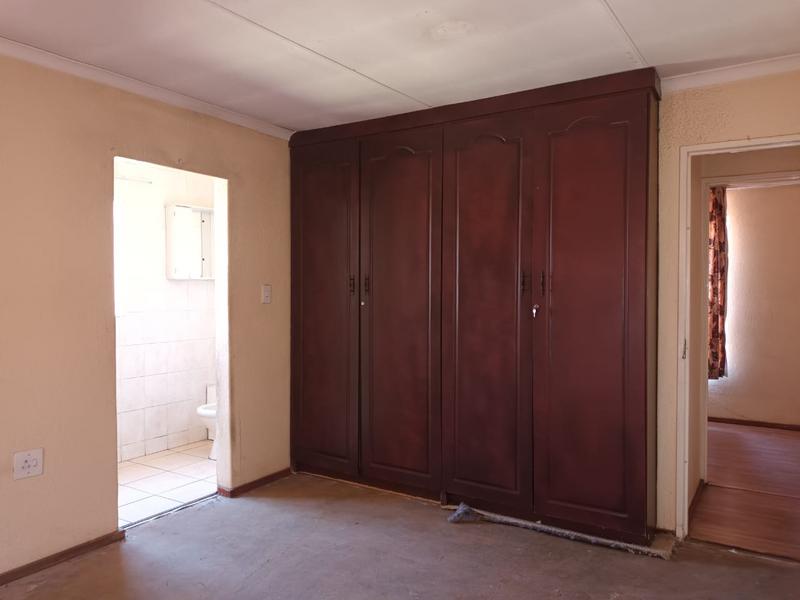 3 Bedroom Property for Sale in Protea Glen Gauteng