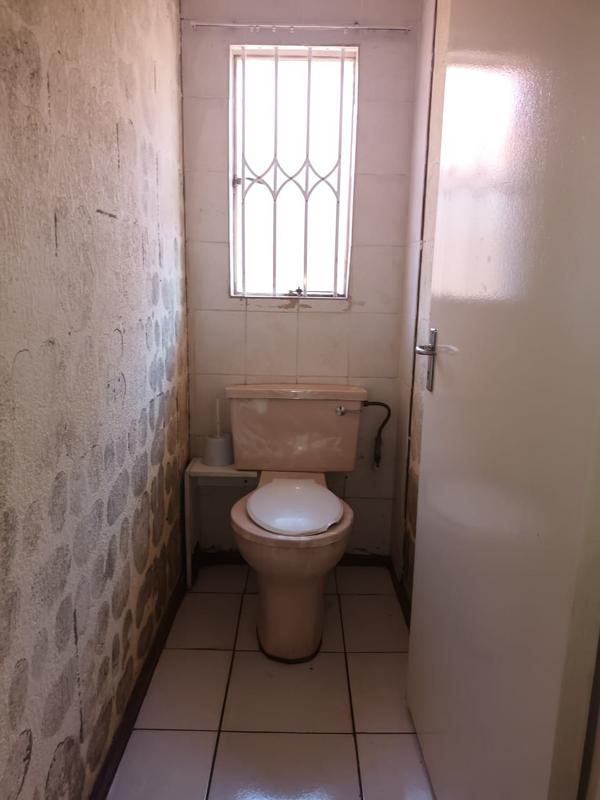 3 Bedroom Property for Sale in Protea Glen Gauteng