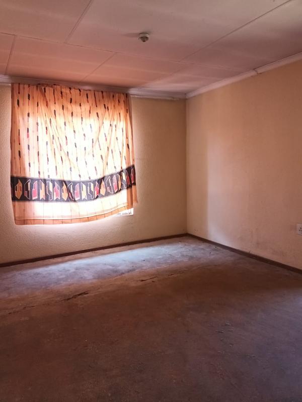 3 Bedroom Property for Sale in Protea Glen Gauteng
