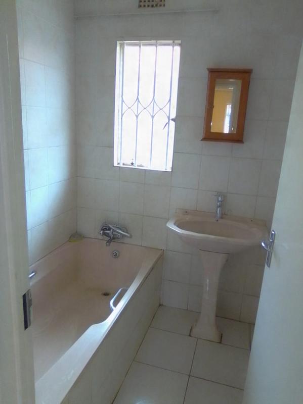 3 Bedroom Property for Sale in Protea Glen Gauteng