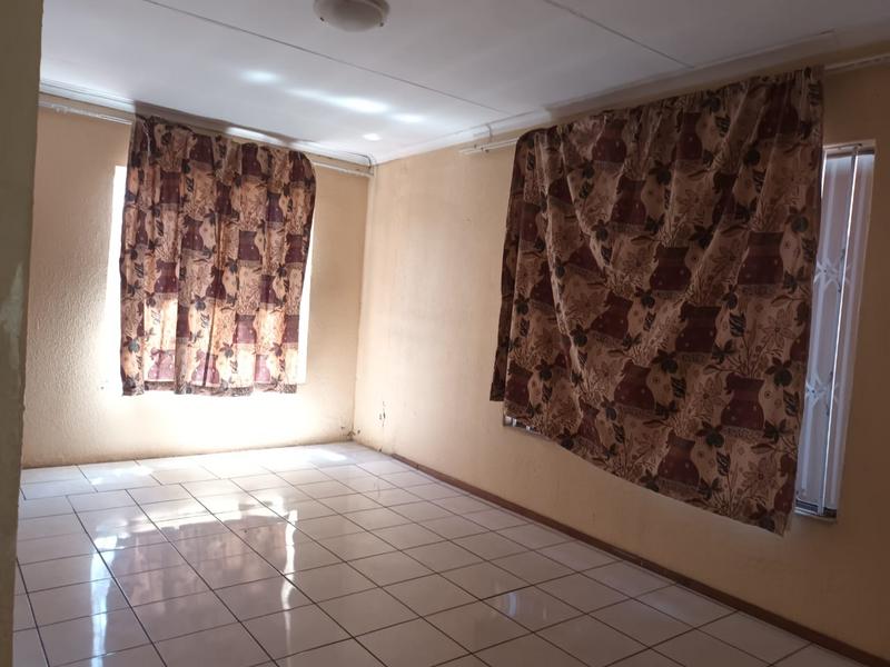 3 Bedroom Property for Sale in Protea Glen Gauteng
