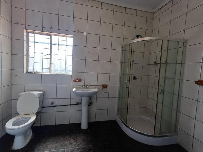 To Let 4 Bedroom Property for Rent in Booysens Gauteng