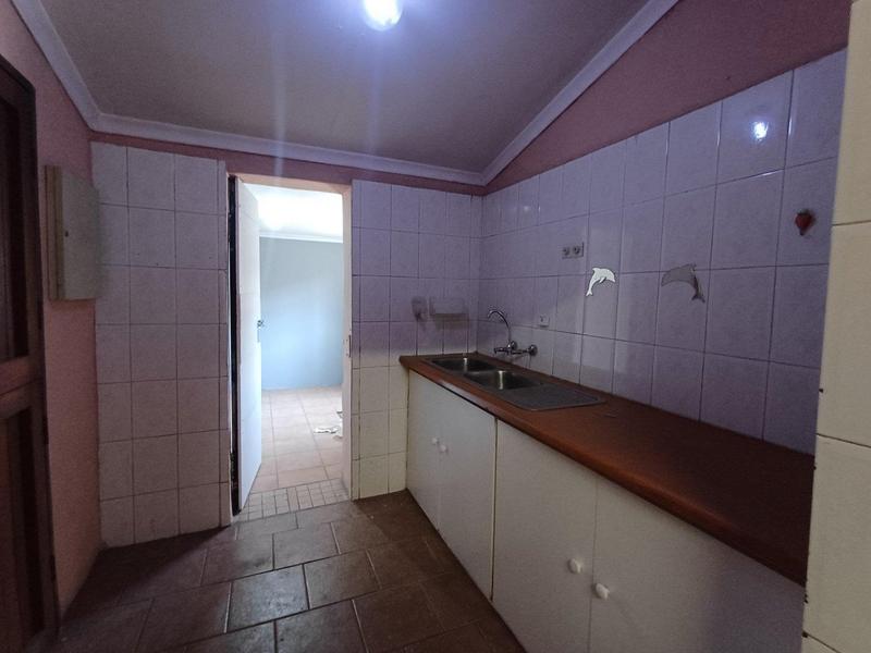 To Let 4 Bedroom Property for Rent in Booysens Gauteng